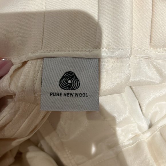 Cream high waisted trousers - Picture 3 of 3